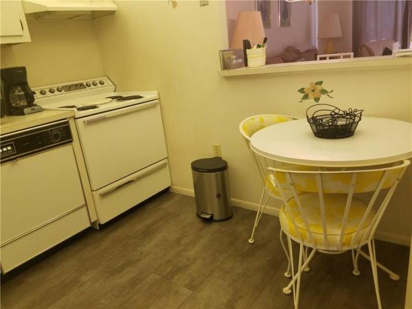 Woodside, 16851 NE 23rd Ave #A609, North Miami Beach, Florida 33160, image 2
