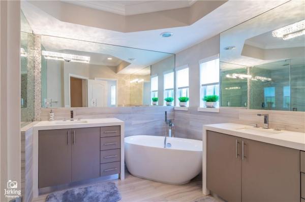 Aventura Bay Townhomes, 18460 NE 30th Pl, Aventura, Florida 33160, image 2