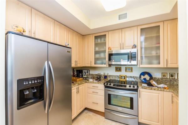 Wilton Station, 2633 NE 14th Ave #308, Wilton Manors, Florida 33334, image 3