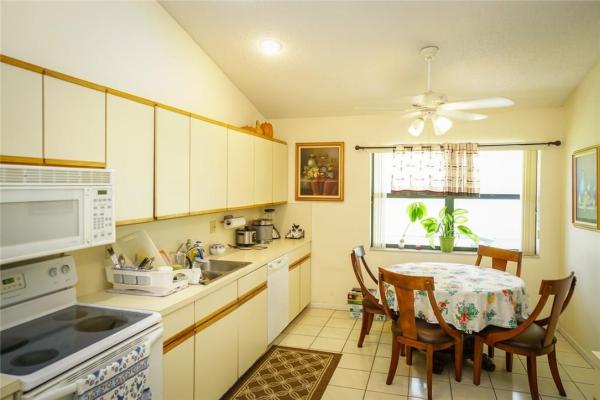 Oak Knoll Estates, 1520 W Oak Knoll Cir, Davie, Florida 33324, image 3