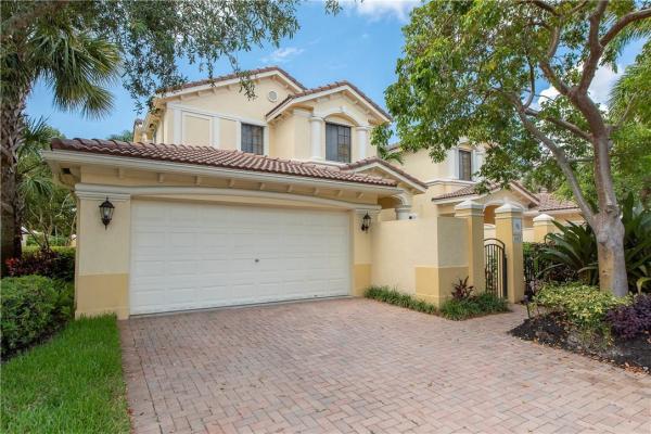 Mariposa Pointe, 1687 Passion Vine Cir #21-3, Weston, Florida 33326, image 1