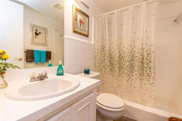 Olivewood, 2450 NE 15th Ave #202, Wilton Manors, Florida 33305, image 3