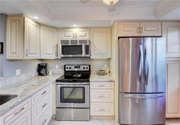 Portofino Village, 3204 Portofino Pt #M3, Coconut Creek, Florida 33066, image 1