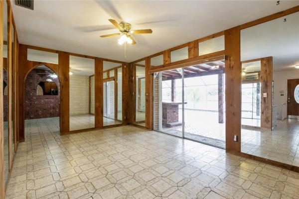 Kendale Lakes No HOA, 8323 SW 144th Ct, Kendale Lakes, Florida 33183, image 2