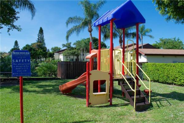 Pine Ridge At Haverhill, 4988 Sable Pine Cir #A2, West Palm Beach, Florida 33417, image 1