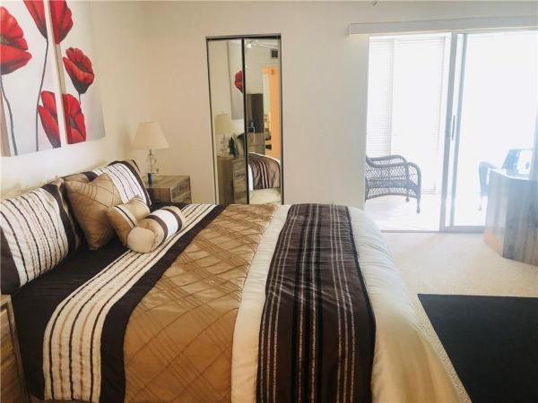Portofino Village, 3204 Portofino Pt #E2, Coconut Creek, Florida 33066, image 1