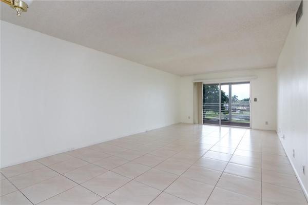 Aruba Village, 3302 Aruba Way #H4, Coconut Creek, Florida 33066, image 1