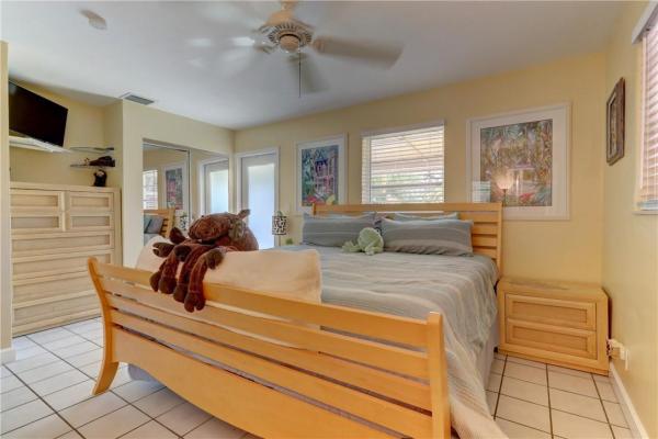 Hollywood Homesites, 1530 Shenandoah St, Hollywood, Florida 33020, image 1