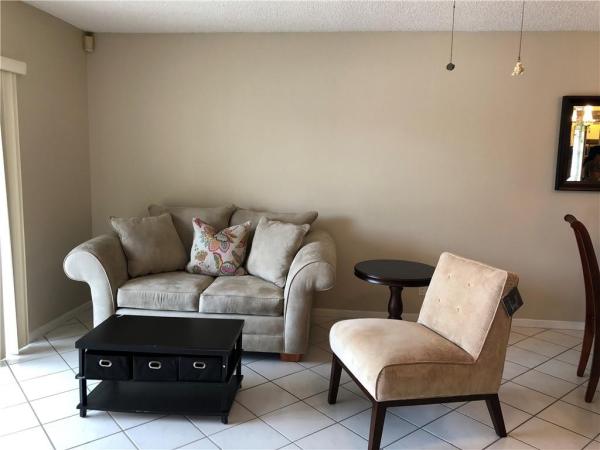 Viewpointe, 5551 Lakeside Dr #201, Margate, Florida 33063, image 1