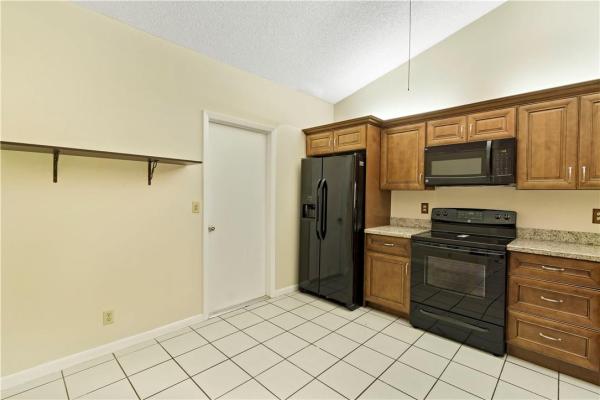 Walden Pond At Woodmont, 8285 NW 70th St, Tamarac, Florida 33321, image 1