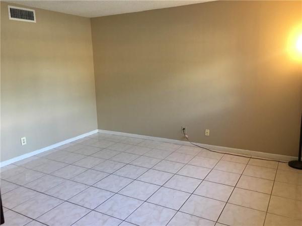 Center Court, 3268 N Pine Island Rd #401, Sunrise, Florida 33351, image 1