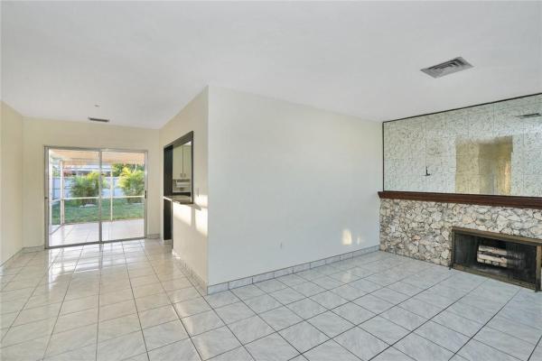19110 NE Miami Ct, Unincorporated Dade County, Florida 33179, image 3