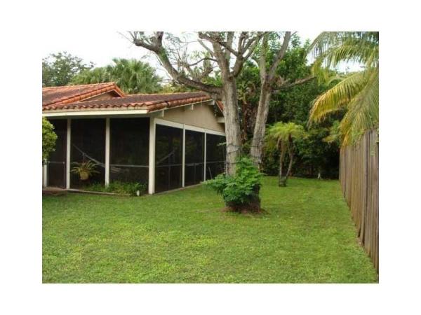 Kendall Place, 9411 SW 122nd Ave, The Crossings, Florida 33186, image 3