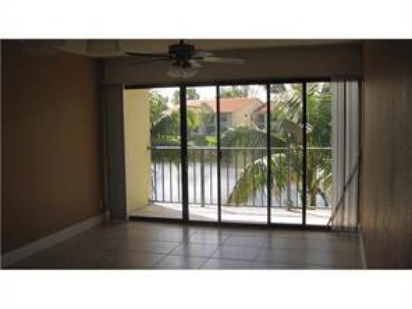 Palm Beach Place, 1640 Windorah Way #G, West Palm Beach, Florida 33411, image 1