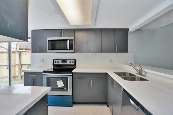 Quincey Park, 10032 SW 16th St, Pembroke Pines, Florida 33025, image 1