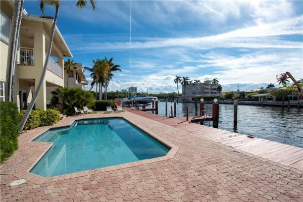 Coral Ridge Courtyard, 2770 NE 15th St #202, Fort Lauderdale, Florida 33304, image 1