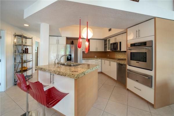 Coral Ridge Courtyard, 2770 NE 15th St #202, Fort Lauderdale, Florida 33304, image 2
