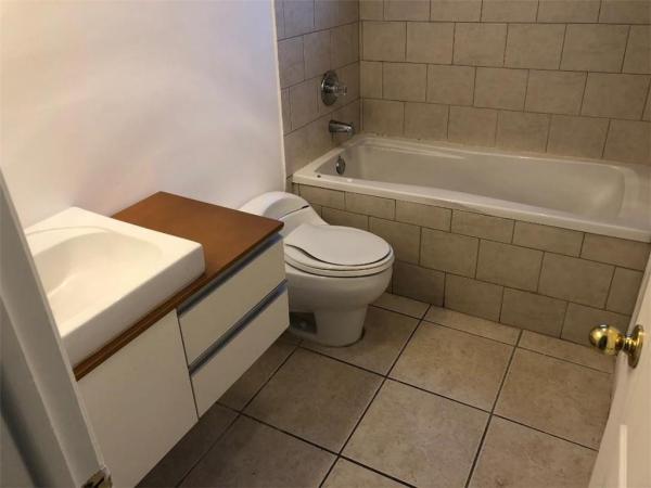 Hollywood Golf Estates, 1328 Funston St, Hollywood, Florida 33019, image 1