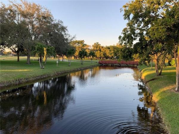 Tangerine Of Pine Island Ridge, 9430 Tangerine Pl #407, Davie, Florida 33324, image 3