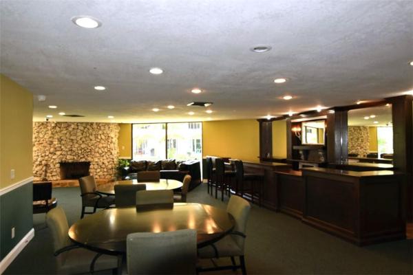 Royal Park, 113 Royal Park Dr #3D, Oakland Park, Florida 33309, image 1