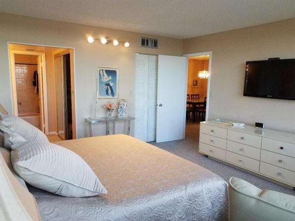 Colony Point, 1100 Colony Point Cir #511, Pembroke Pines, Florida 33026, image 1