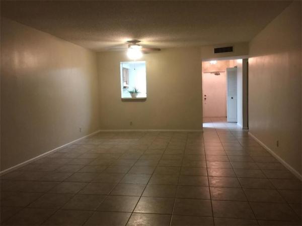 Palm Lakes, 357 N Rock Island Rd #305, Margate, Florida 33063, image 1