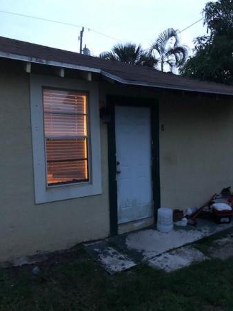Lakeview Ridge, 964 W Lakewood Rd, West Palm Beach, Florida 33405, image 2