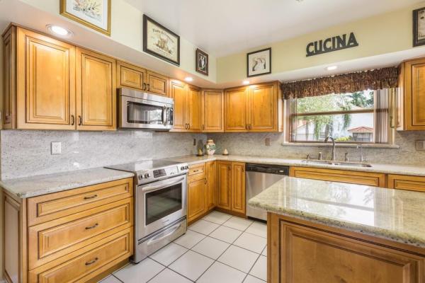 Plantation Acres, 11760 Tara Dr, Plantation, Florida 33325, image 3