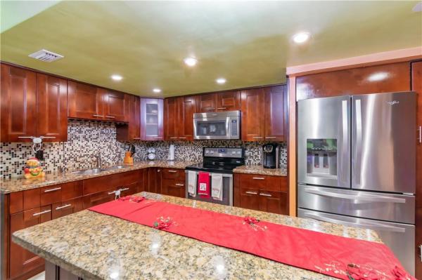 Townhomes Of Oriole, 8091 NW 13th St #A, Margate, Florida 33063, image 1