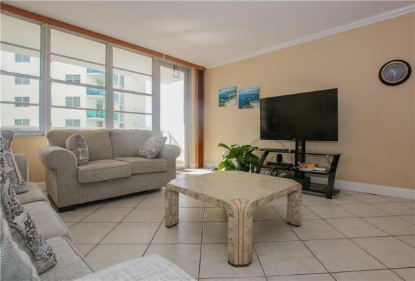 3725 S Ocean Dr #1020, Hallandale Beach, Florida 33019, image 2