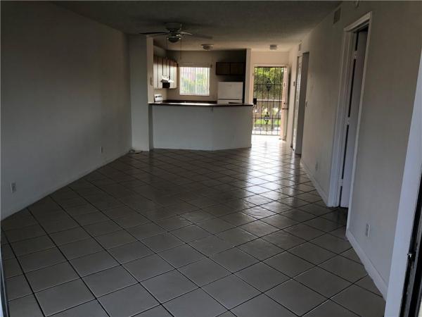 Lakeshore At University Park, 8730 N Sherman Cir #307, Miramar, Florida 33025, image 3
