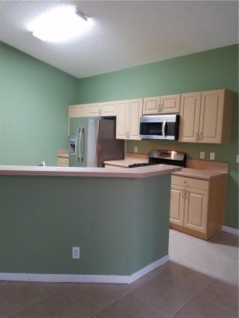 Thoroughbred Lake Estates, 10402 Old Winston Ct, Lake Worth, Florida 33449, image 1