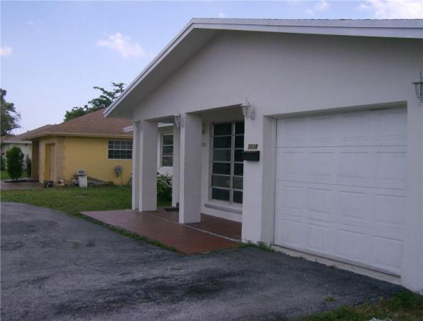 Sunrise Golf Village, 5908 NW 16th St, Sunrise, Florida 33313, image 1
