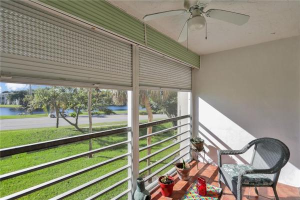 Tangerine Of Pine Island Ridge, 9440 Tangerine Pl #201, Davie, Florida 33324, image 2