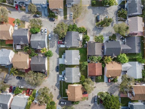 Charleston In The Pines, 560 NW 102nd Ave, Pembroke Pines, Florida 33026, image 1