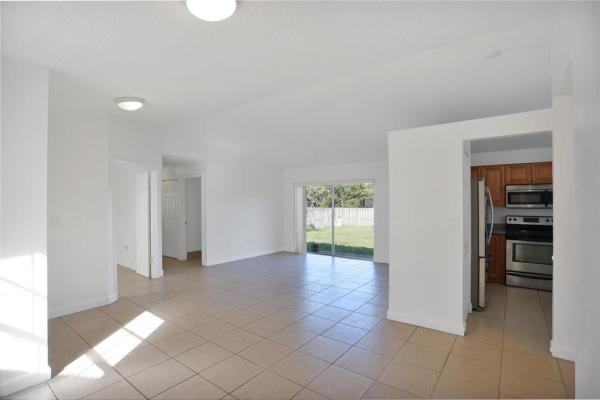 Westbrooke At Avalon, 8425 NW 193rd Ln, Hialeah, Florida 33015, image 3