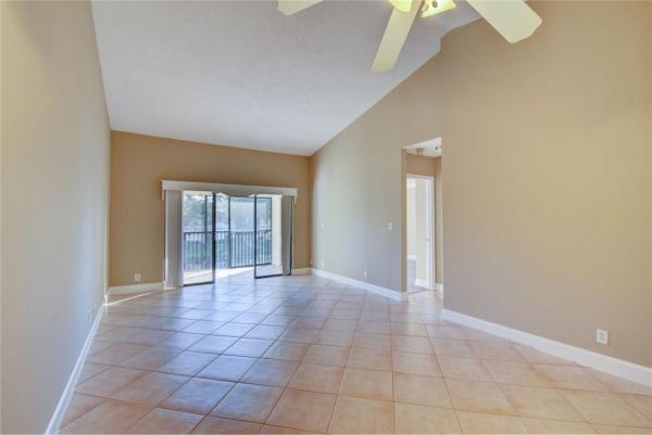 Karanda Village 2, 4351 Carambola Cir S #2656, Coconut Creek, Florida 33066, image 1