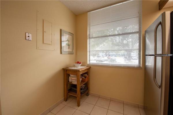 Whitehall Of Pine Island Ridge, 1504 Whitehall Dr #106, Davie, Florida 33324, image 1