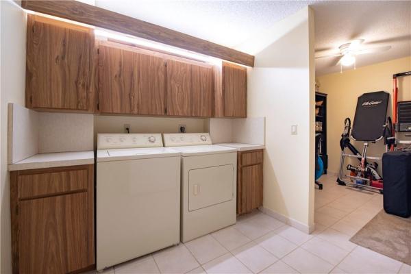 Whitehall Of Pine Island Ridge, 1504 Whitehall Dr #106, Davie, Florida 33324, image 3