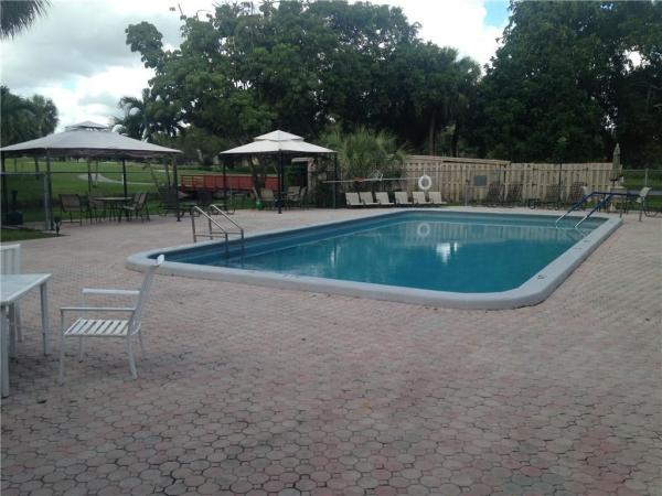 Tangerine Of Pine Island Ridge, 9470 Tangerine Pl #408, Davie, Florida 33324, image 1