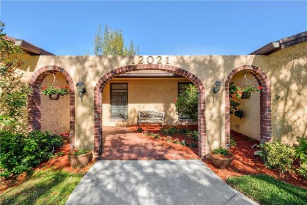 Plantation Acres, 12021 Tara Dr, Plantation, Florida 33325, image 3