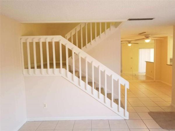 1302 Nebraska Ave #6B, Fort Pierce, Florida 34950, image 3