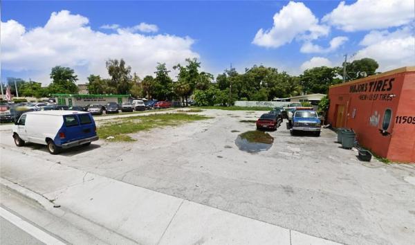 11525 NW 27th Ave, Unincorporated Dade County, Florida 33167, image 2