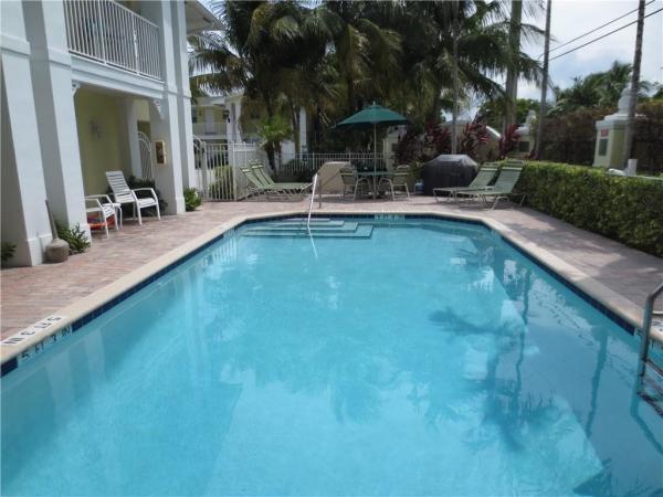 The Grove At Wilton Manors , 2660 NE 8th Ave #302, Wilton Manors, Florida 33334, image 1