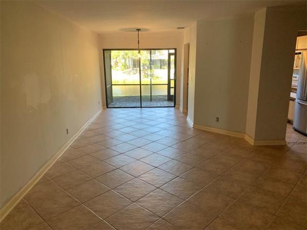 Discovery Pointe, 2145 Discovery Cir W, Deerfield Beach, Florida 33442, image 3
