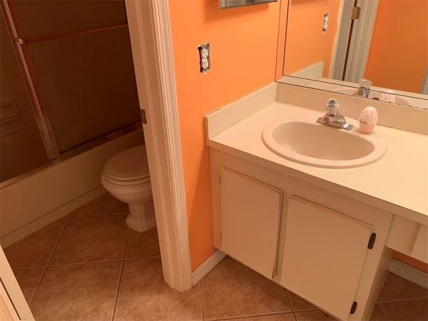 Discovery Pointe, 2145 Discovery Cir W, Deerfield Beach, Florida 33442, image 2