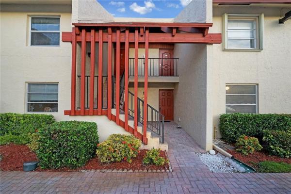 Deauville Village, 6625 S Oriole Blvd #1020, Delray Beach, Florida 33446, image 3