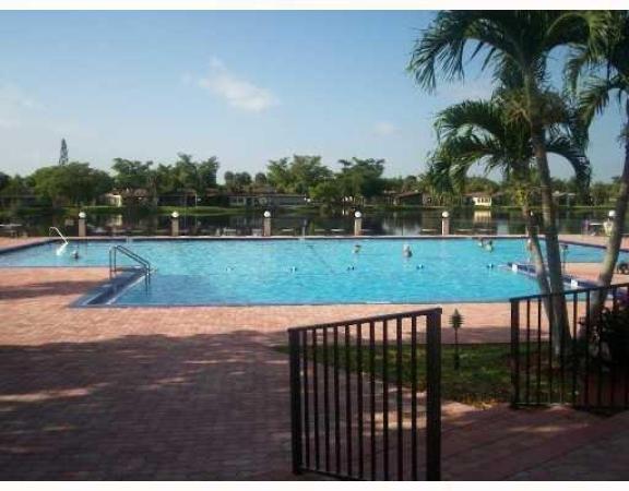 Villas At Carriage Hills, 250 Gate Rd, Hollywood, Florida 33024, image 1