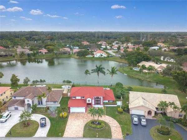 Falcon's Lea, 14980 E Falcons Lea Dr, Davie, Florida 33331, image 2