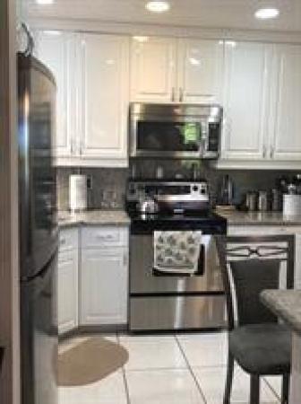 Applewood Village 2, 2830 S Carambola Cir #19101, Coconut Creek, Florida 33066, image 1